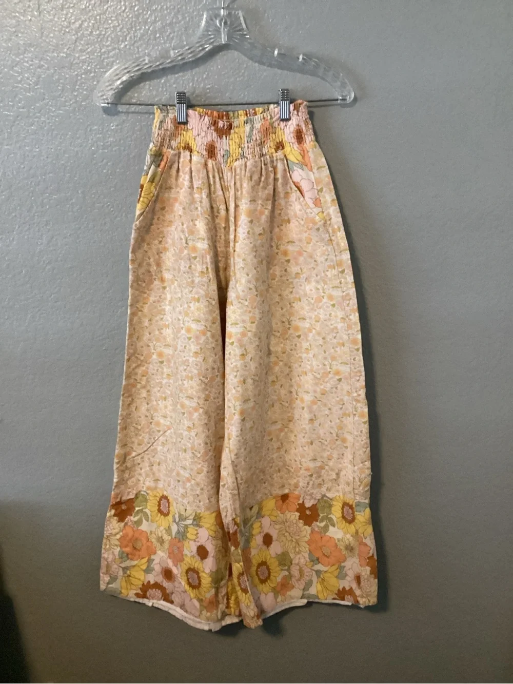 American Eagle Outfitters lightweight wide